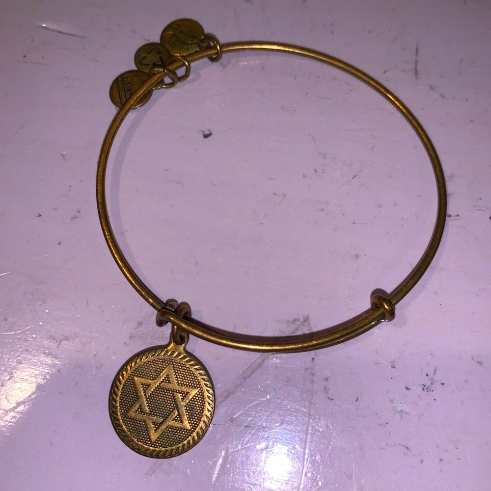 Star of David / Jewish Star Bracelet